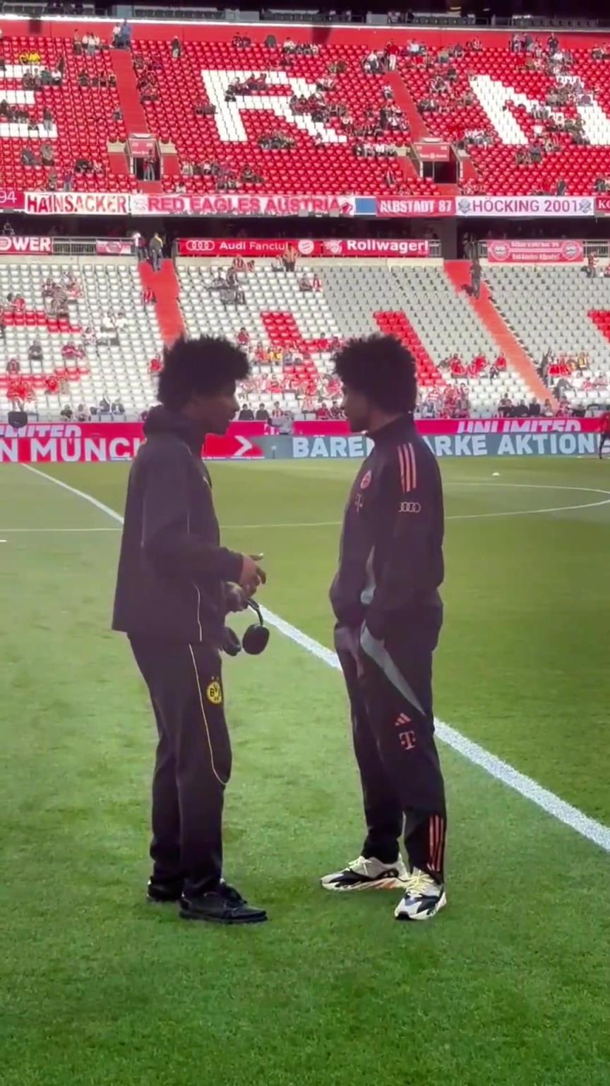 一模一樣的蓬蓬頭！一時(shí)分不清阿德耶米和格納布里了！